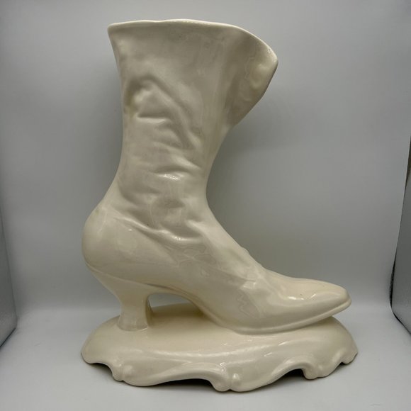 Vintage Victorian Boot Ceramic Vase - Ivory - Picture 3 of 9
